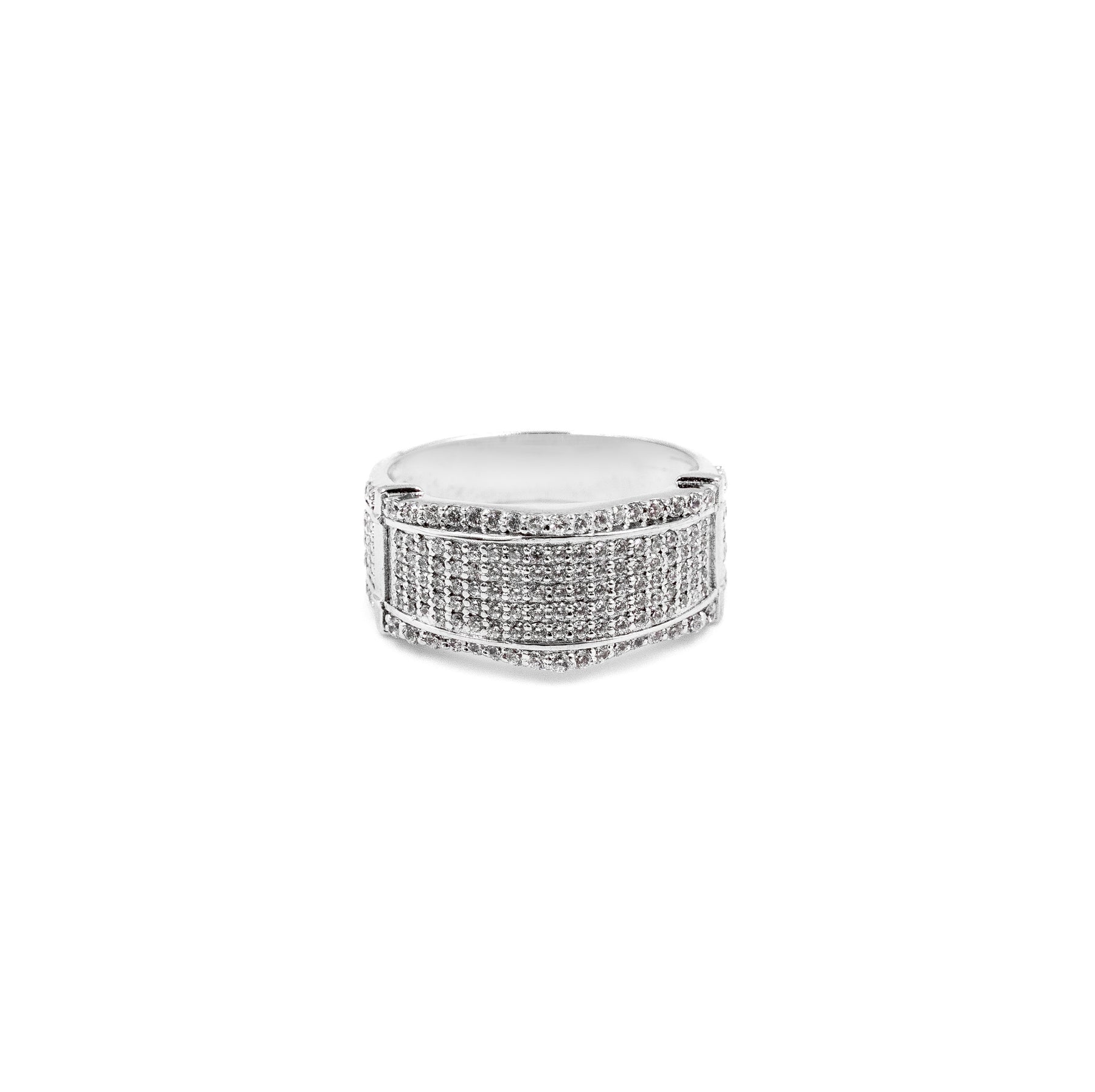 Elegant Pave Diamond Ring in 925 silver, featuring a brilliant pave setting with shimmering diamonds, a timeless piece of fine jewelry.