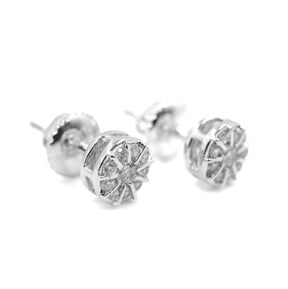 Close-up view of Spoke Diamond Earrings in 925 silver, highlighting the intricate spoke design and dazzling diamonds for a refined, detailed look.