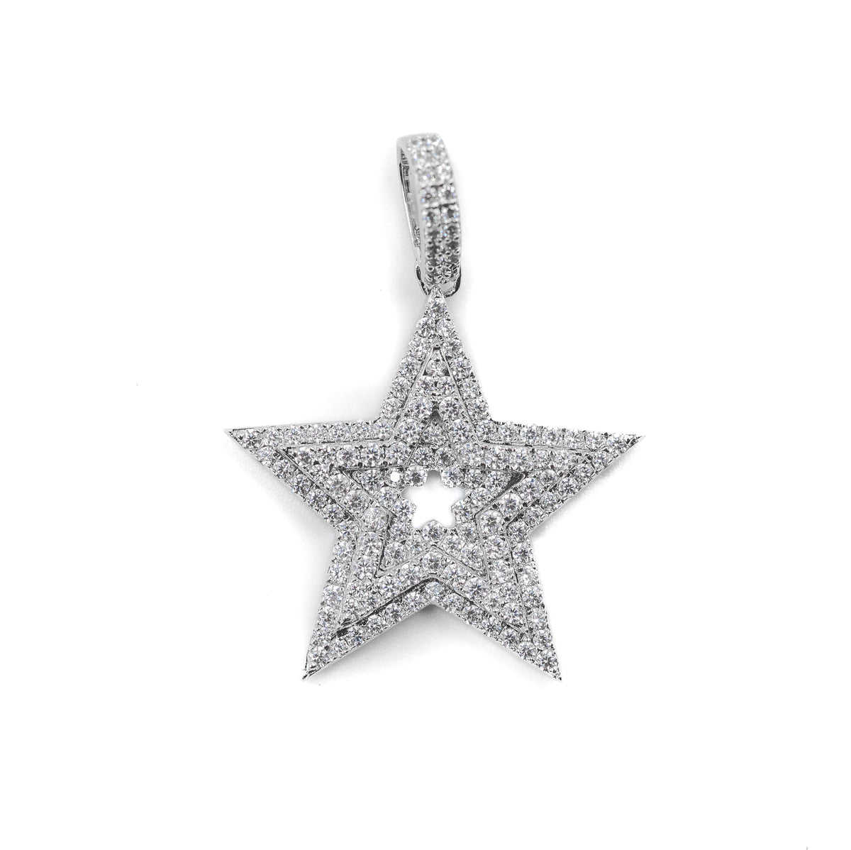 Stunning Star Pendant in 925 silver with diamonds, featuring a delicate chain for an elegant and timeless design.